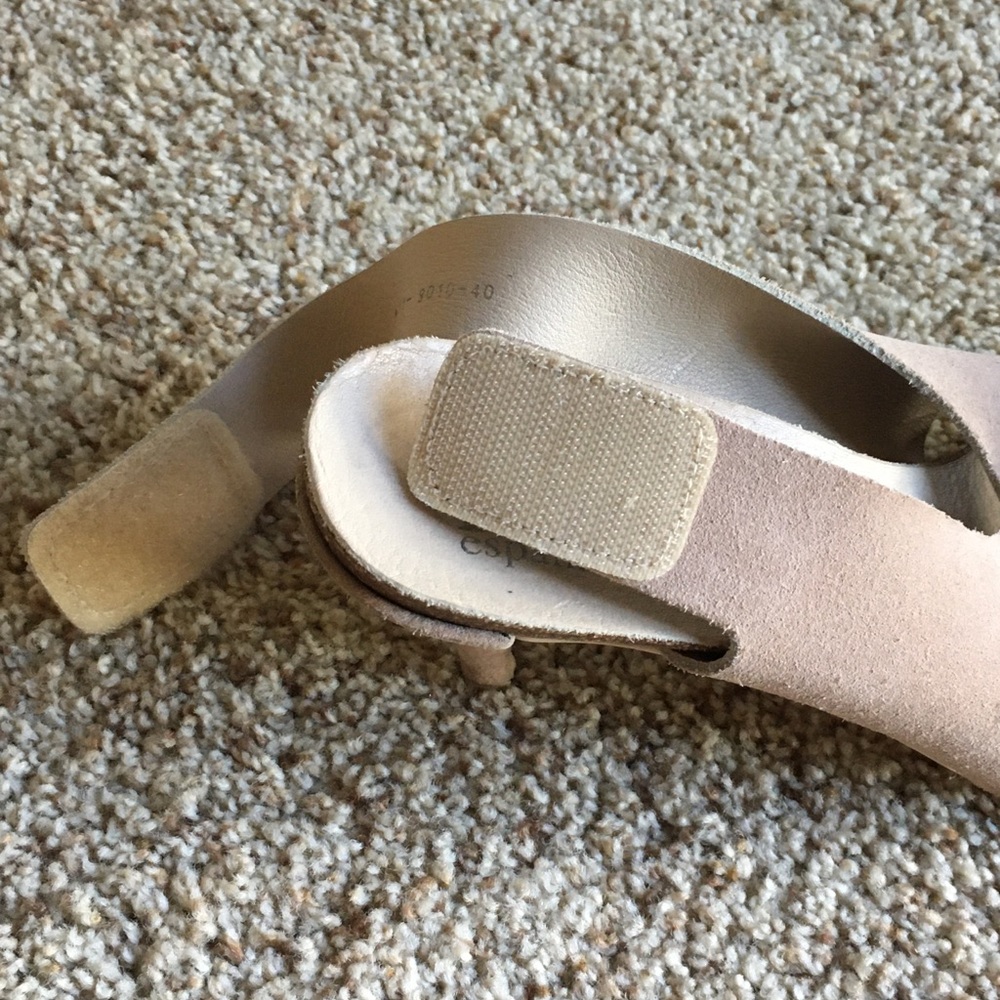 Pedro Garcia Libby Criss-Cross Mid Heel Sandals - Picture 7 of 13